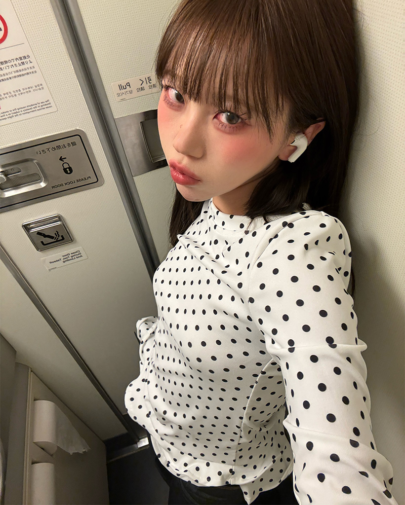 ドットフリルTシャツ