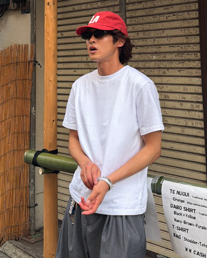 バックデザインクロップドTシャツ
