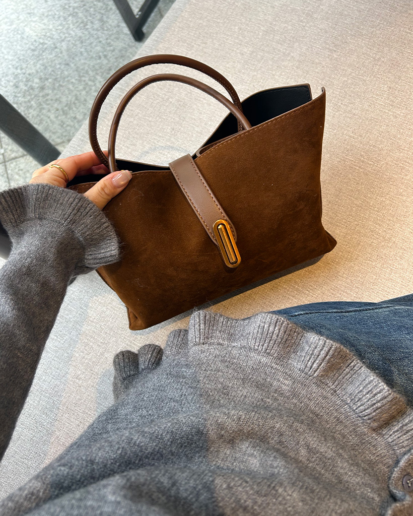 スエードスクエアトートバッグ