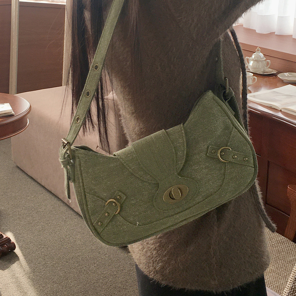 ビンテージウォッシュグリーンショルダーバッグ