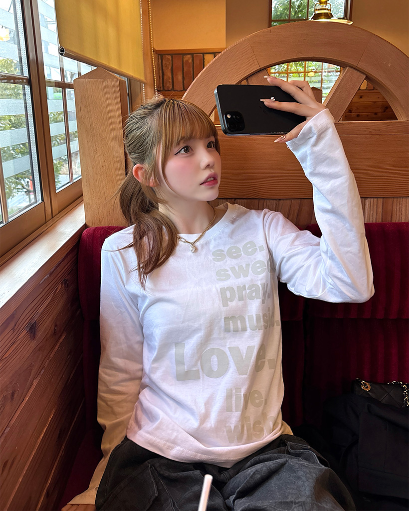 レタリングロングスリーブTシャツ