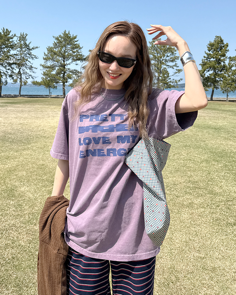 （ユニセックス）レタリングオーバーフィットハーフTシャツ