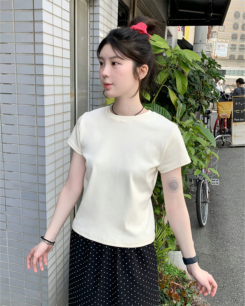 ベーシックラウンド半袖Tシャツ