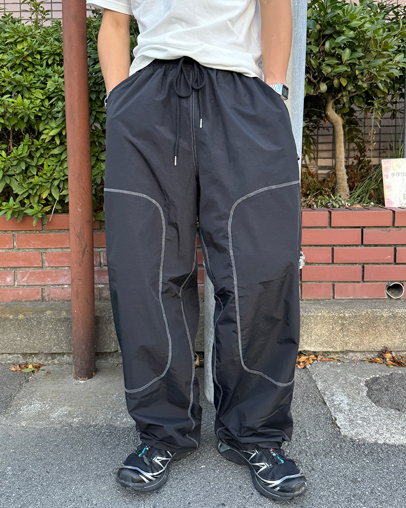 ナイロンカーペンターパンツ