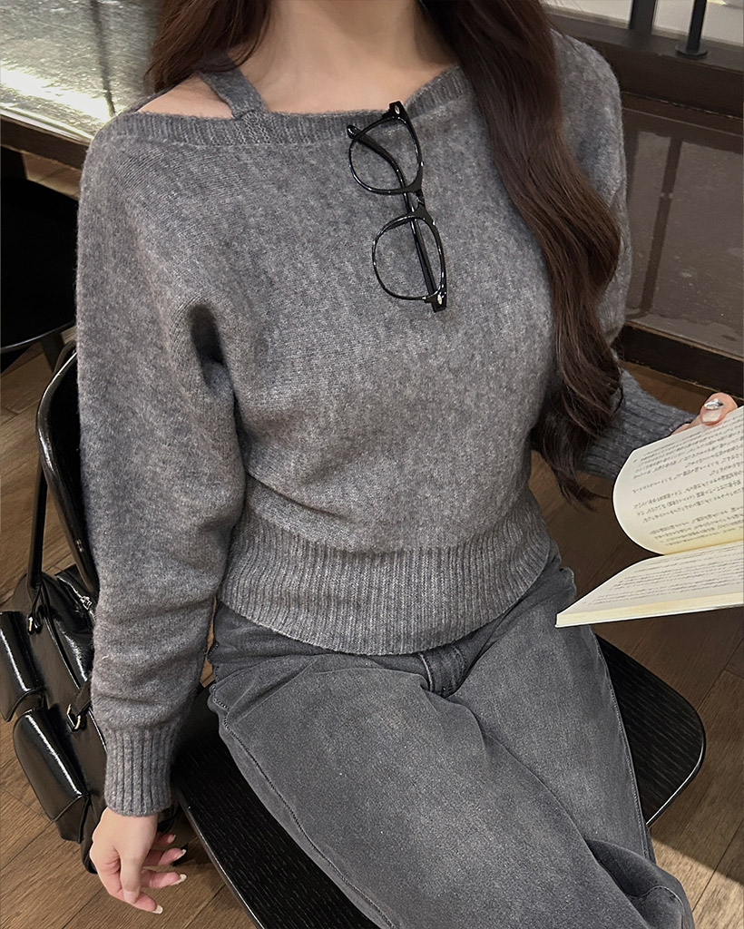 ワンショルダーストラップニット