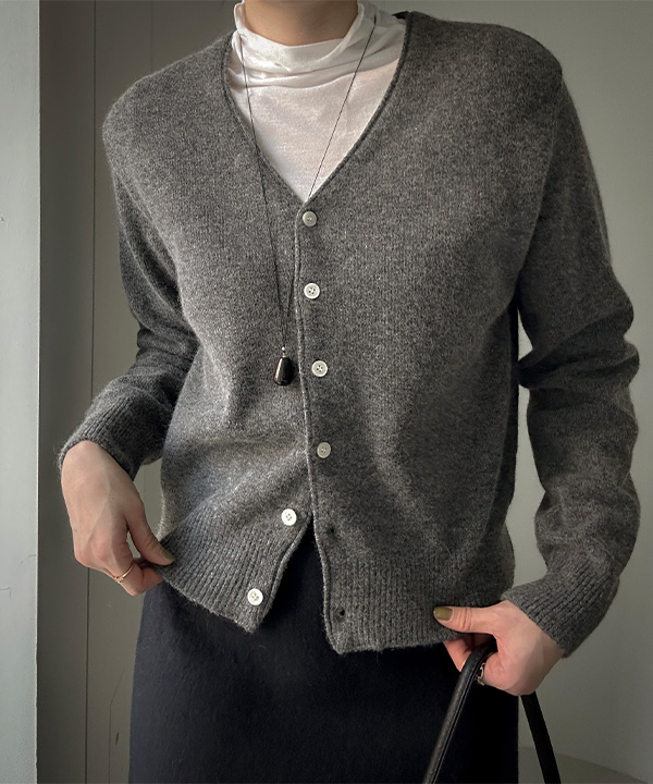 ベーシックウールVネックカーディガン | ファッション通販サイト NUGU