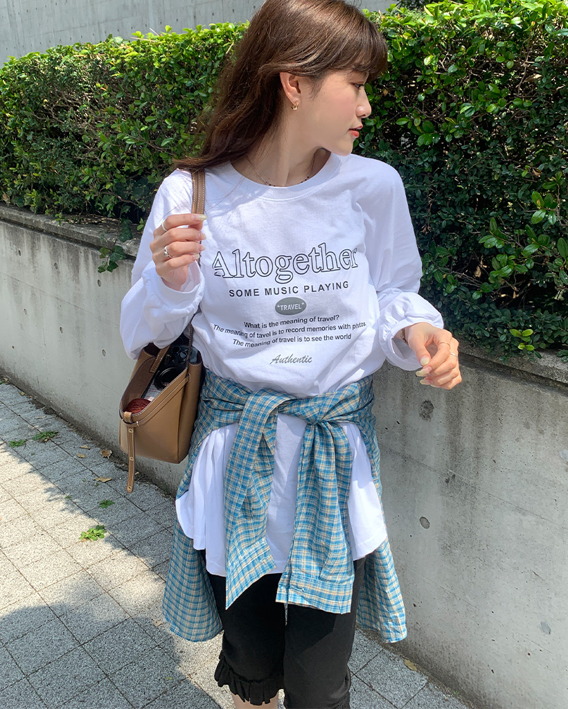 レタリングロングTシャツ