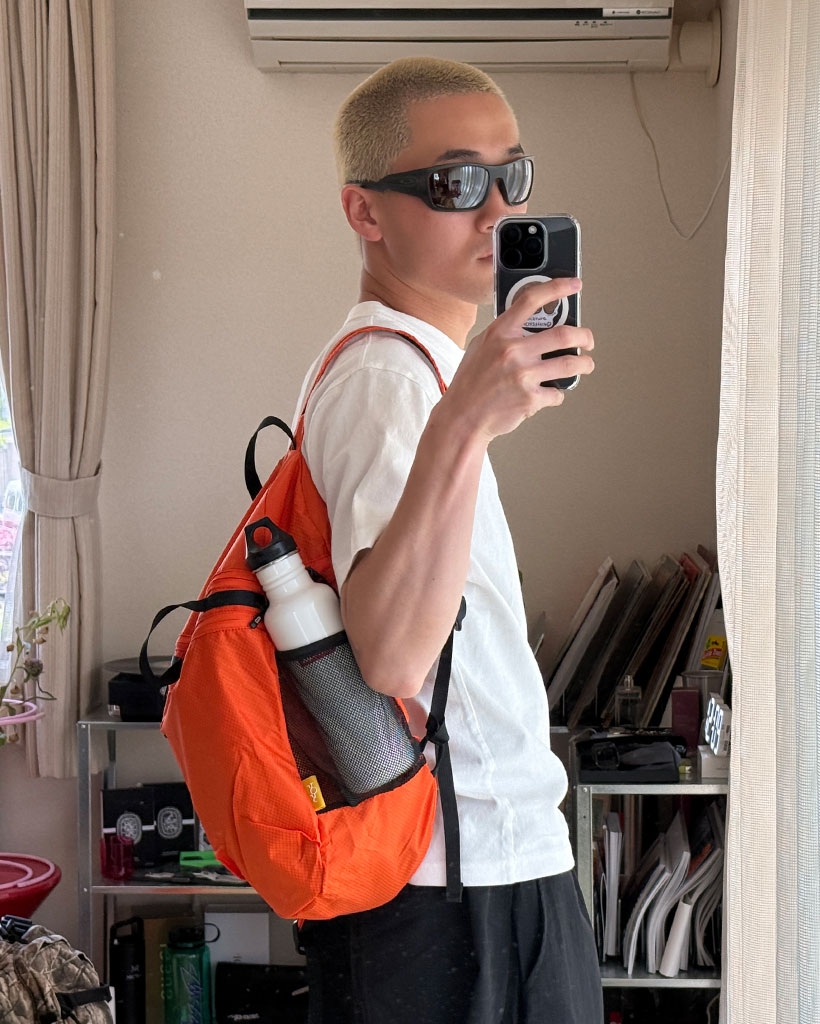 メッシュポケットバックパック