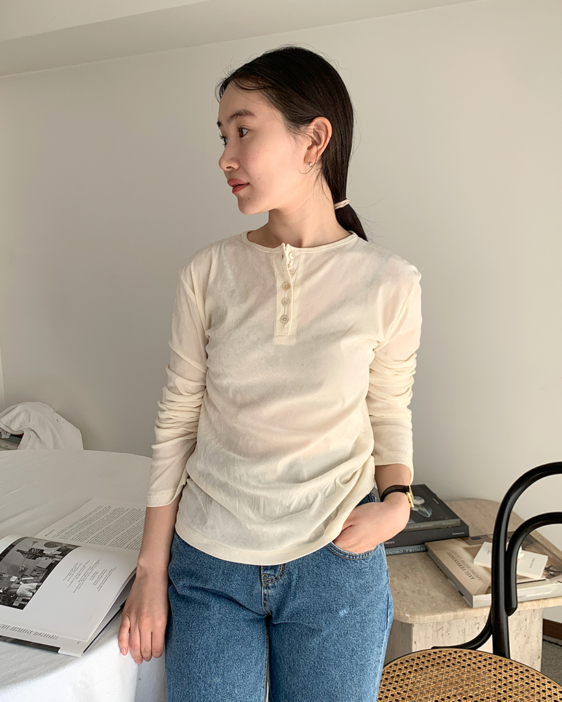 ベロアヘンリーネック長袖Tシャツ