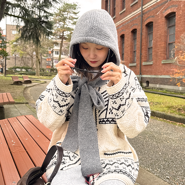 ステッチポイントフードビーニー