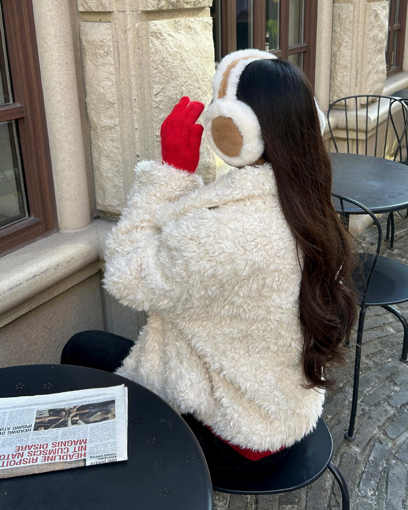 ムートンイヤーマフラー