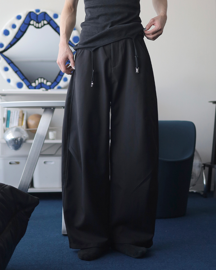 シンプルルーズフィットウエストゴムスラックス