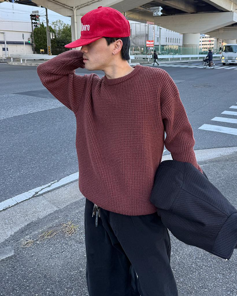 ワッフルラウンドネックニット