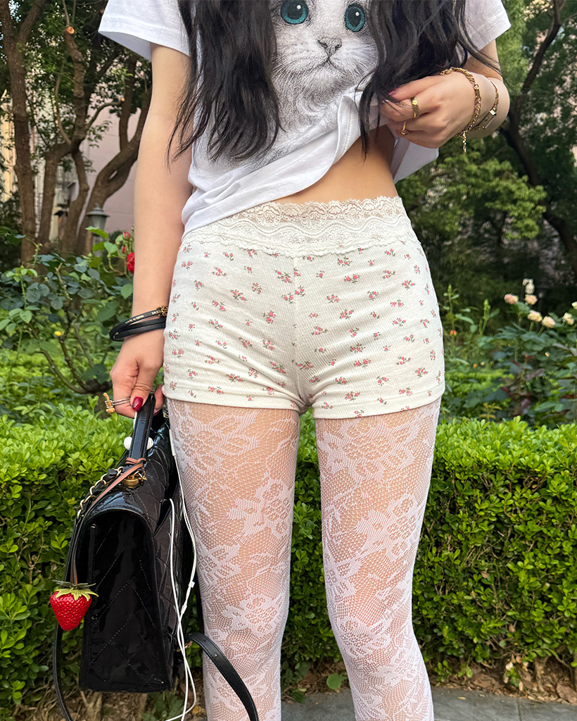 フラワーレースショートパンツ