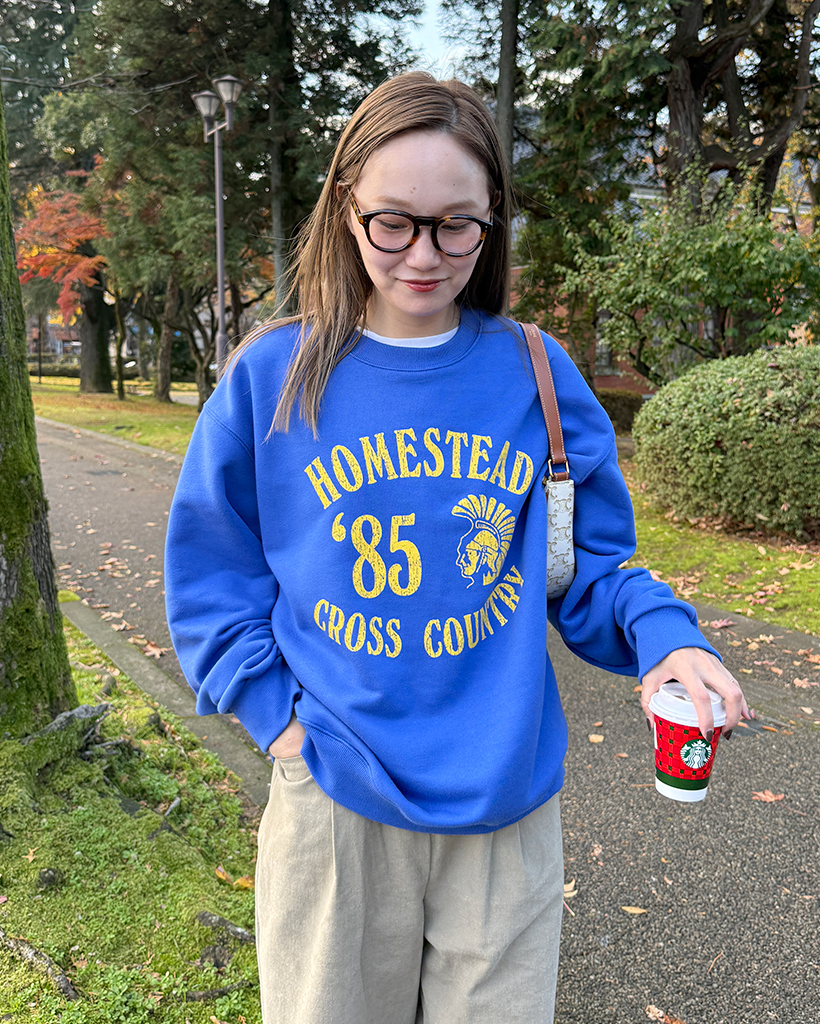 (ユニセックス)ホームステッドスウェットシャツ