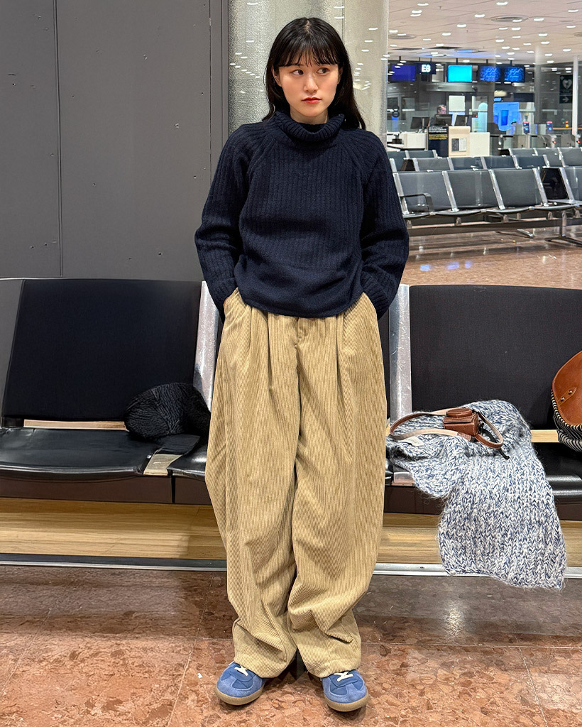 タックコーデュロイパンツ