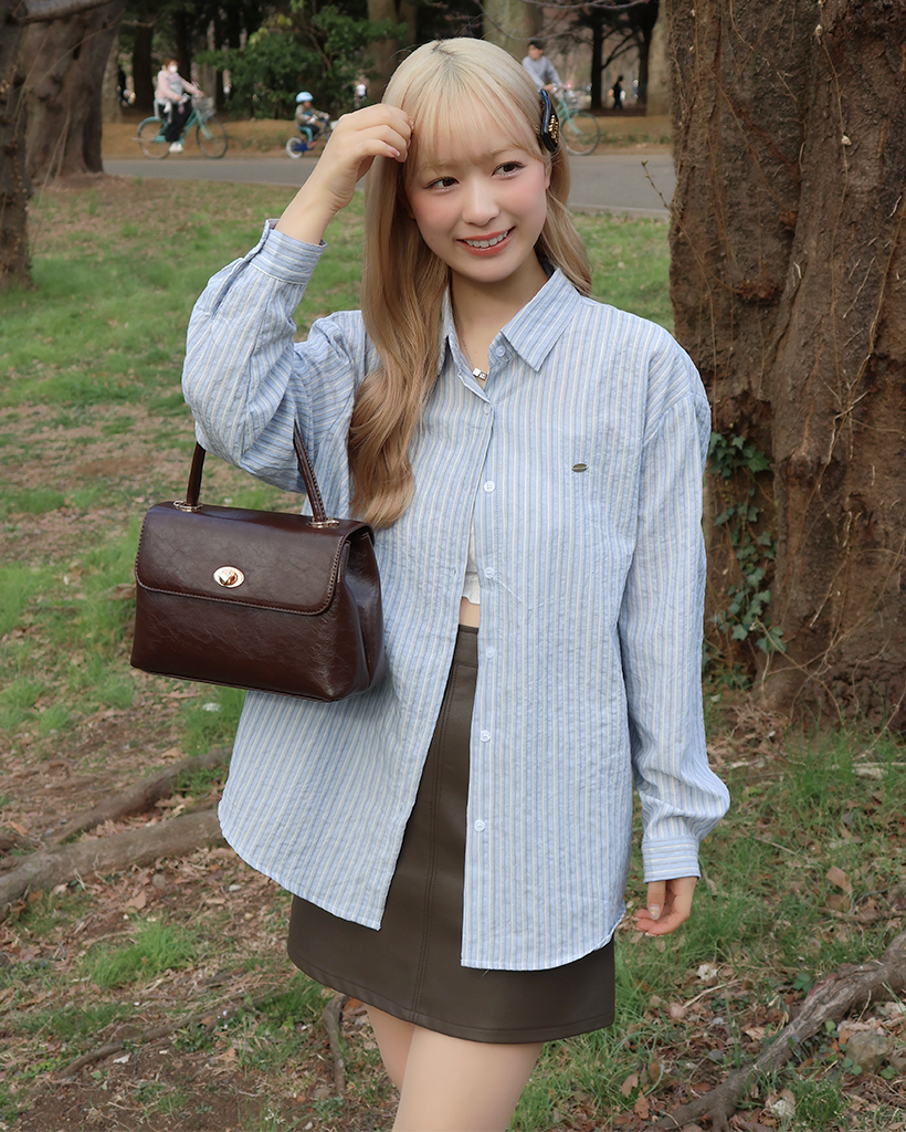 ルーズフィットストライプシャツ