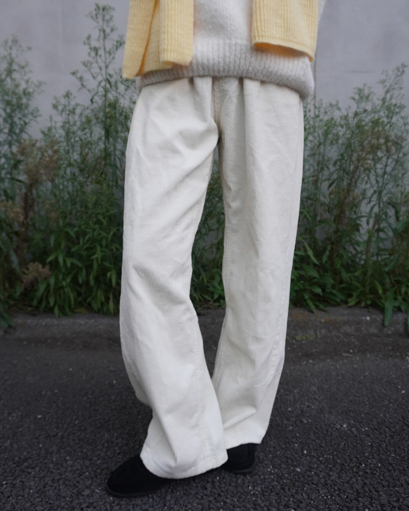 コーデュロイワイドパンツ