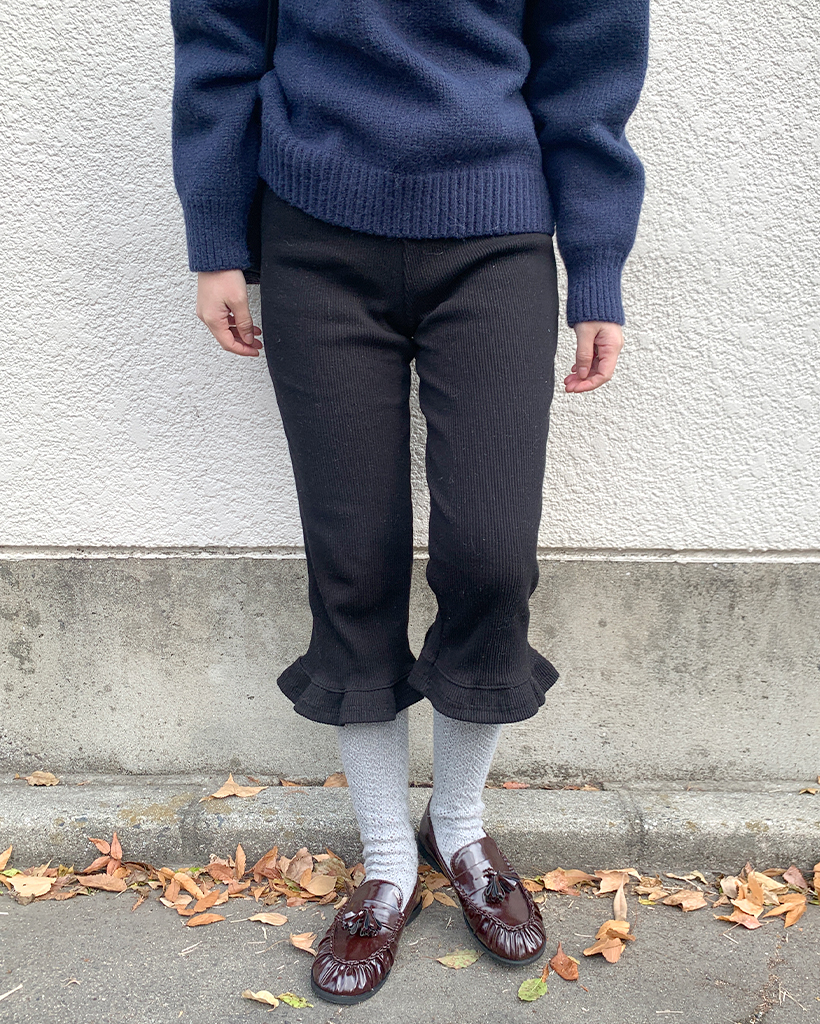 リブフリルパンツ