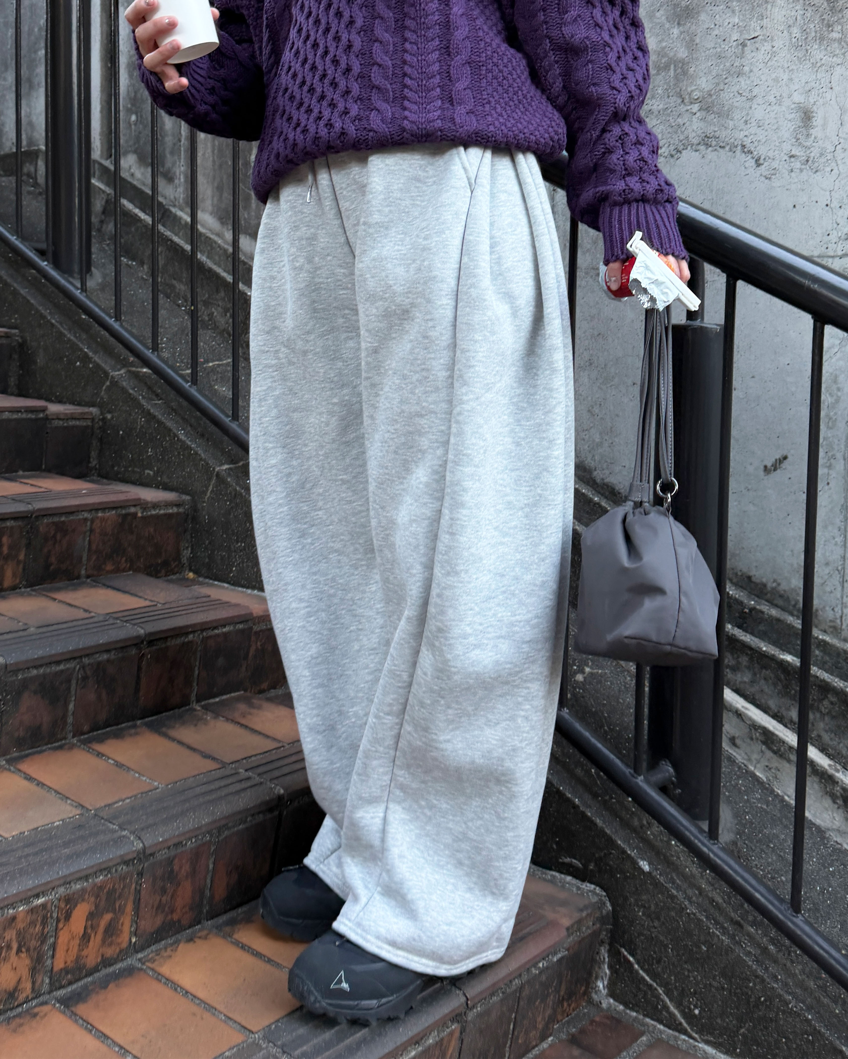 サイドタック裏起毛ワイドスウェットパンツ