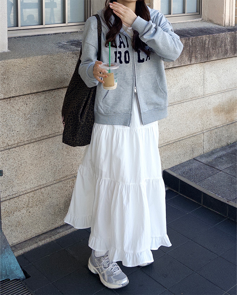 カンカンフリルロングスカート