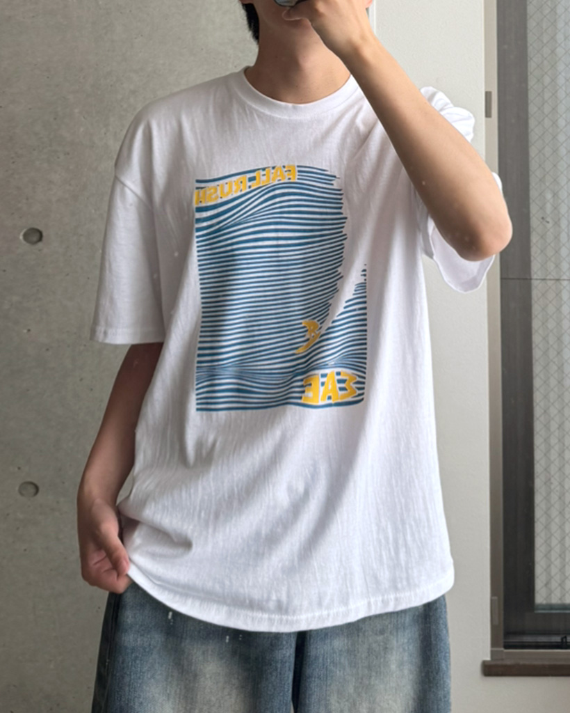 （ユニセックス）サーフィンレタリングハーフTシャツ