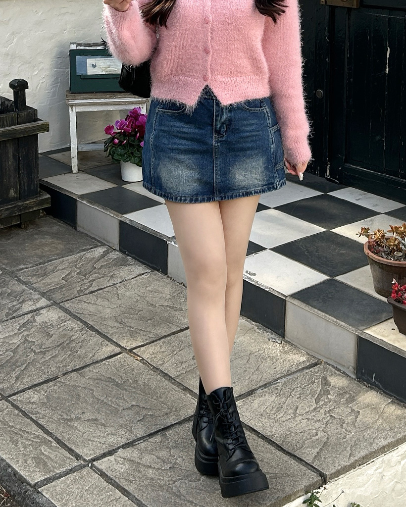 ミニデニムスカート