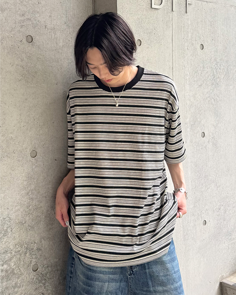 オーバーフィットボーダー半袖Tシャツ
