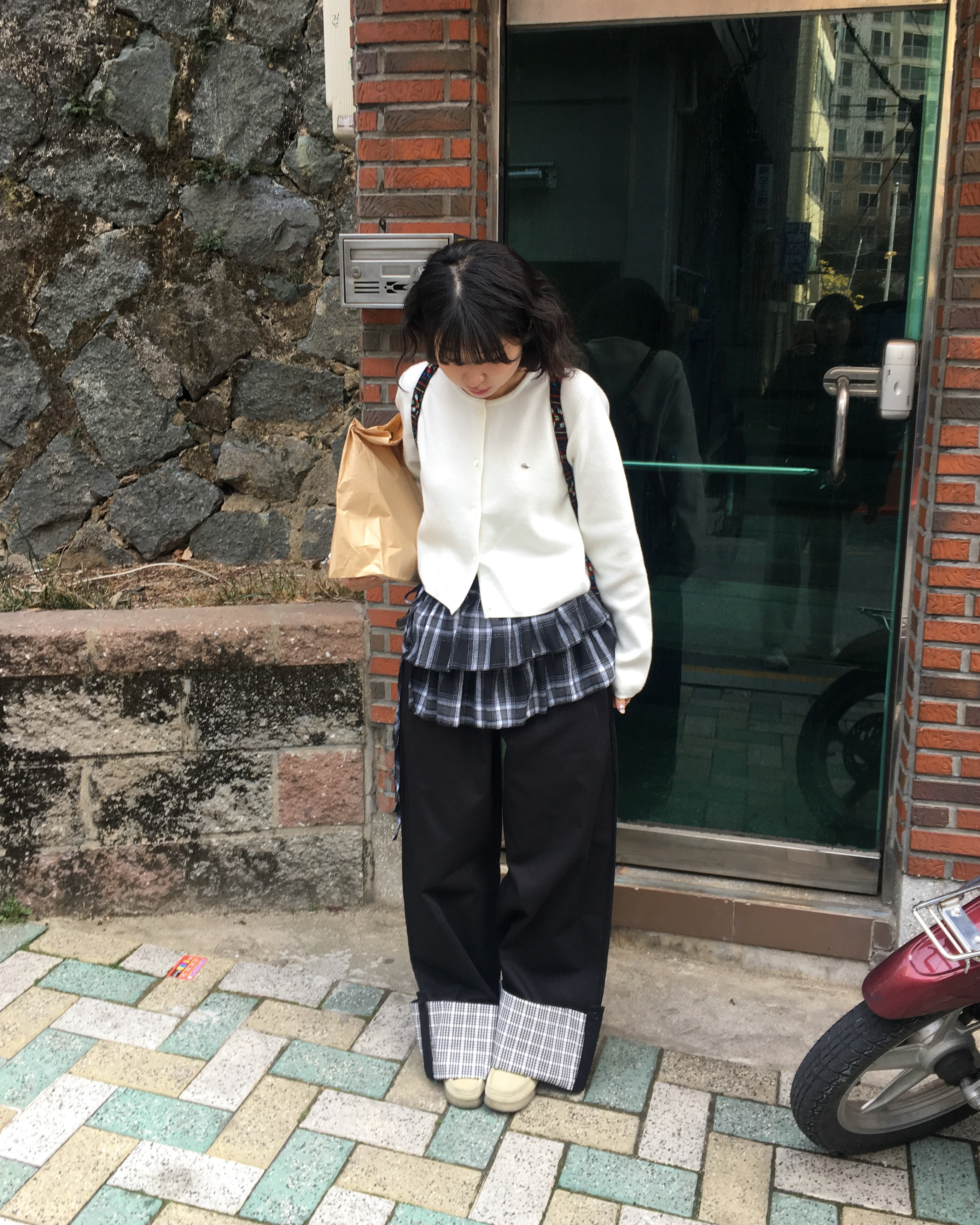 チェックロールアップチノパンツ