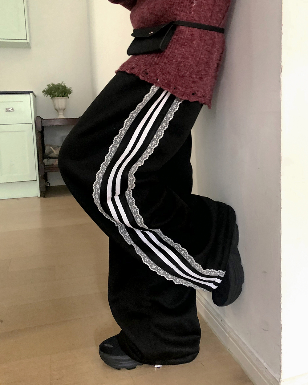 裏起毛レーススウェットパンツ