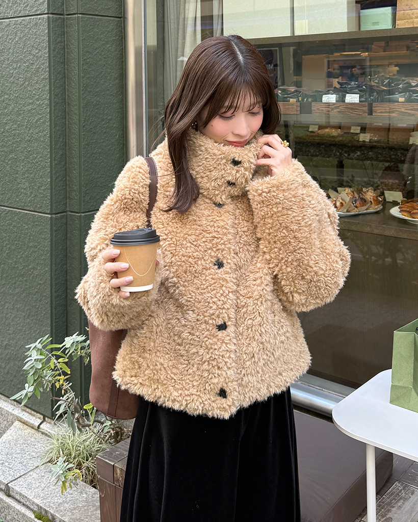 ハイネックブークレーファージャケット