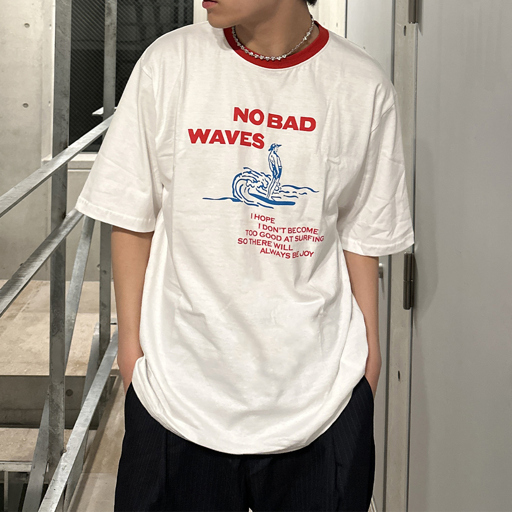 (ユニセックス)  グラフィックリンガーネックTシャツ