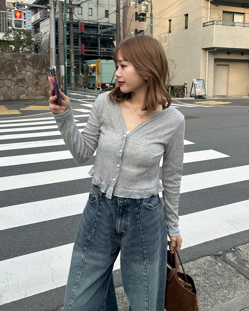 パールボタンフリルカーディガン