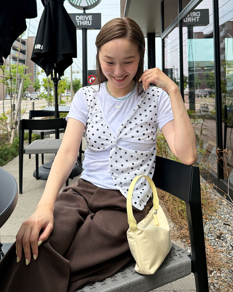 ドットツイストラウンドネックTシャツ