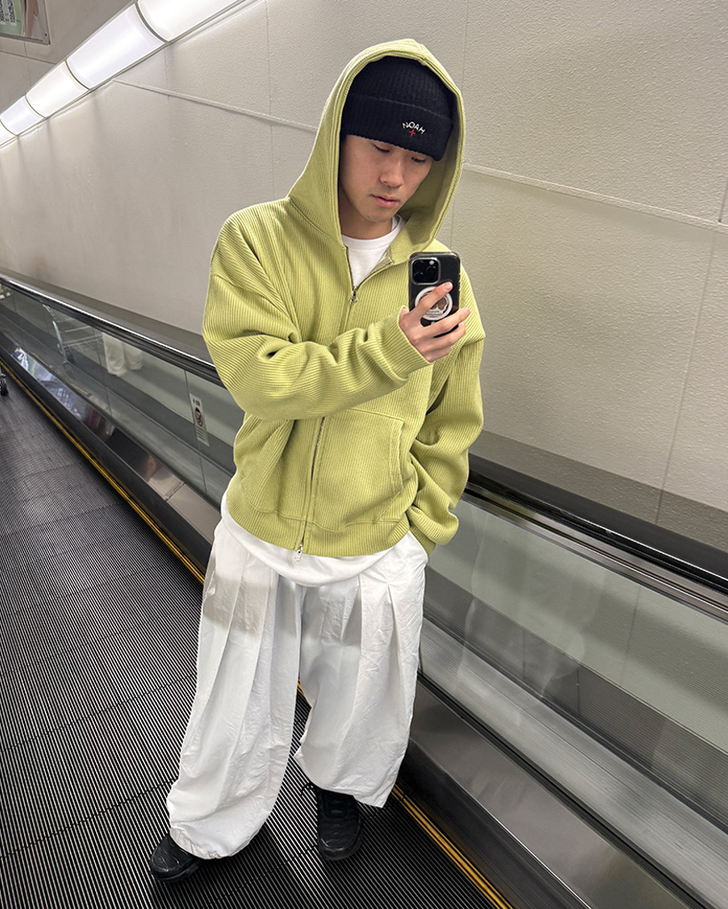 (ユニセックス)ワッフルジップパーカー