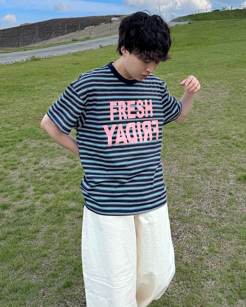 ボーダーレタリング半袖Tシャツ