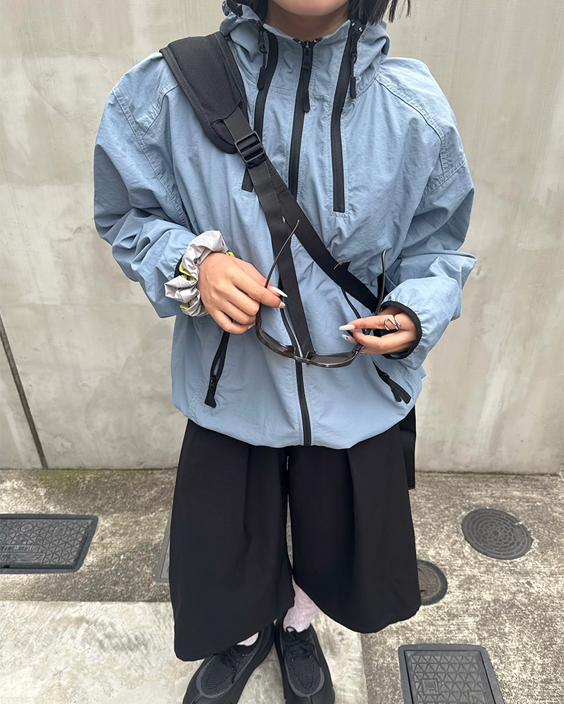 (ユニセックス)ネックジッパーフードウィンドブレーカー