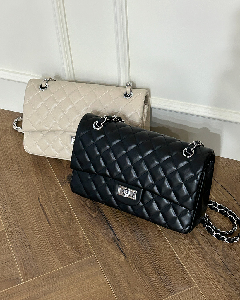 キルティングチェーンバッグ