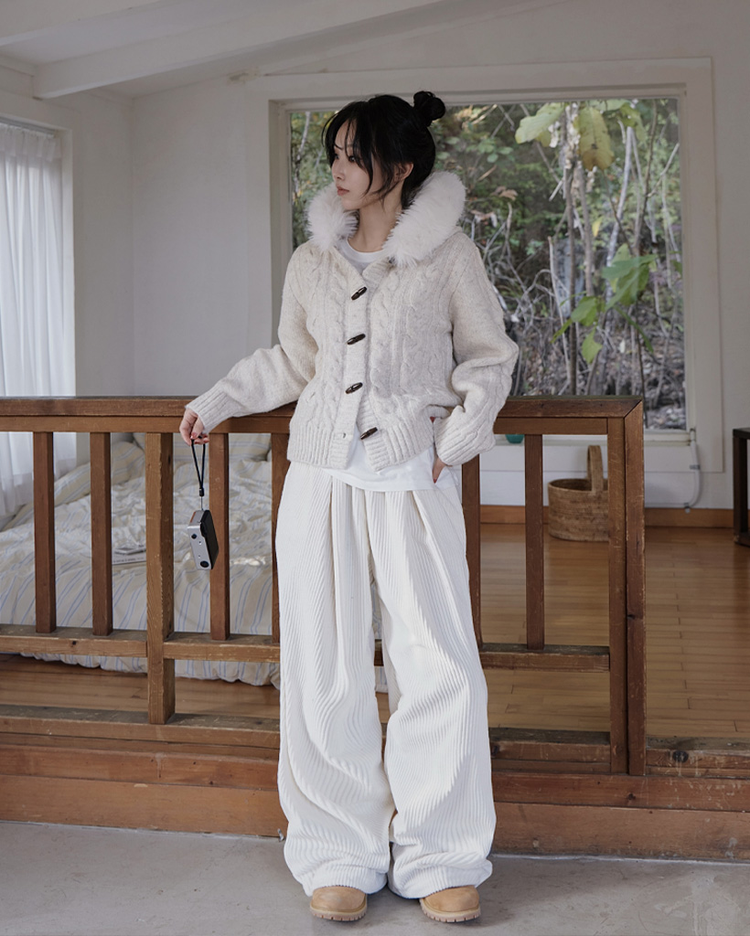 4 color) ウール混 厚手 トグルボタン ファー付きフード ケーブル編み