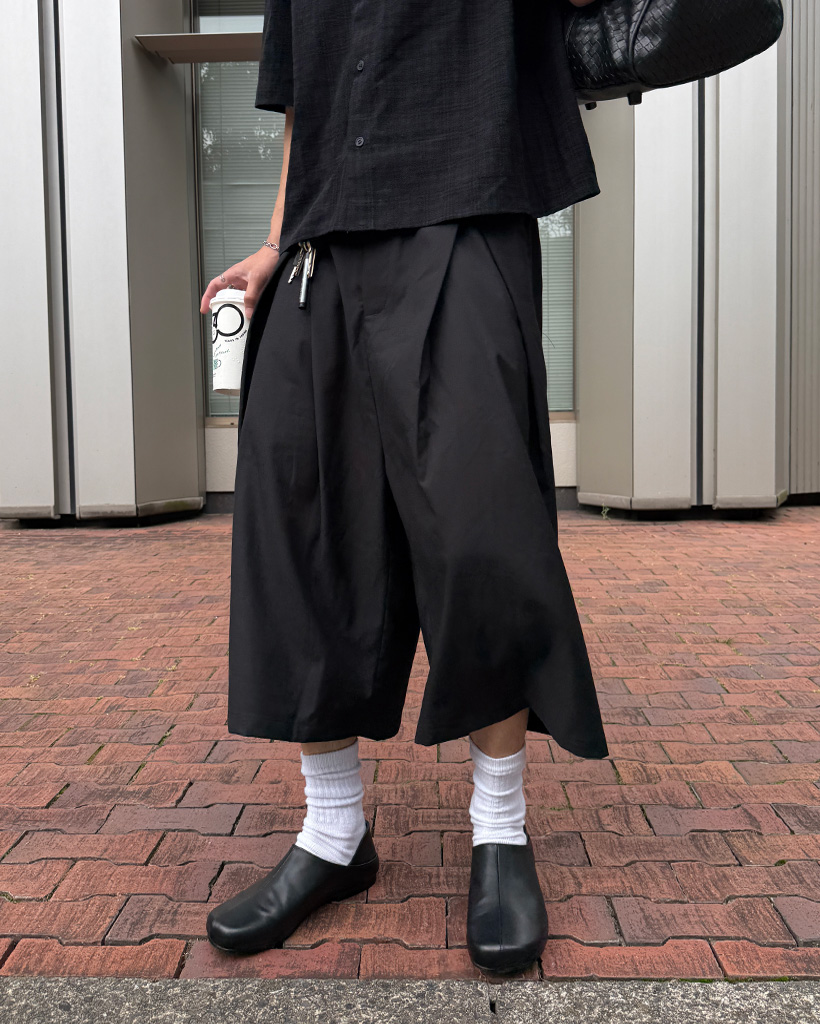 ピンタックバミューダパンツ