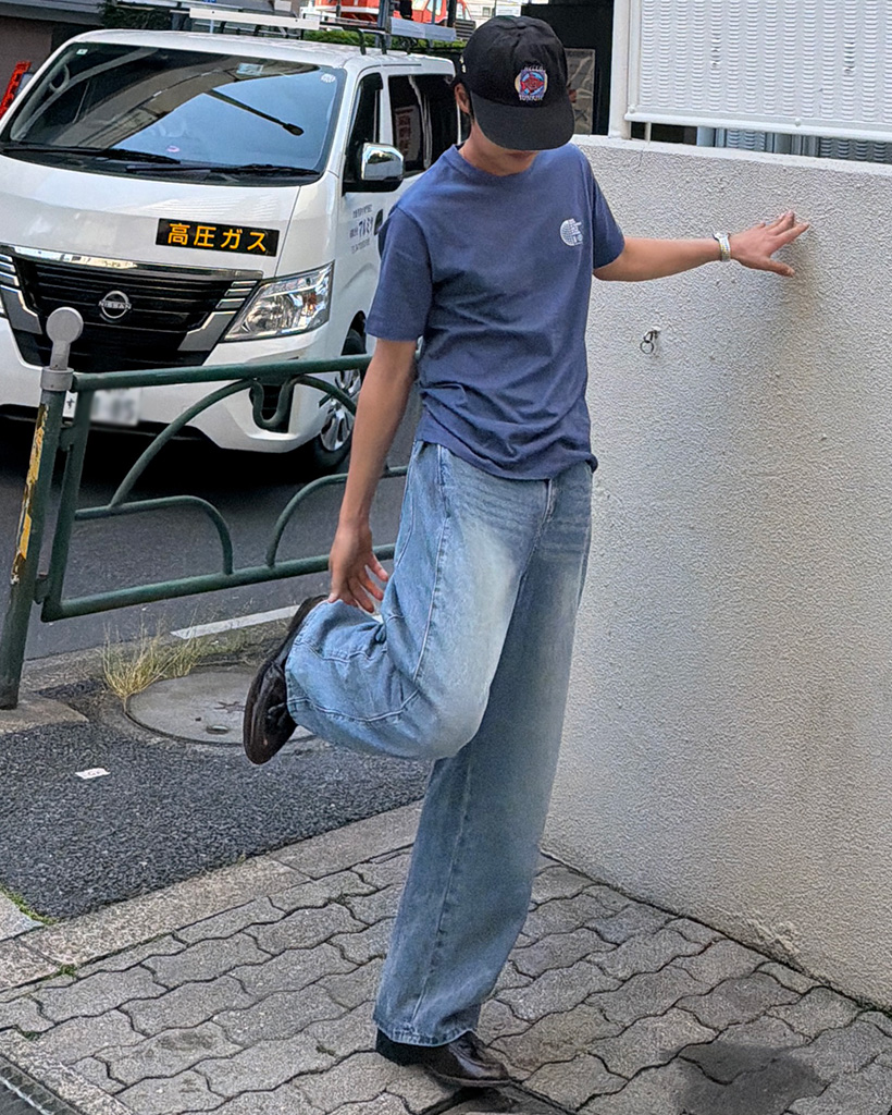 サイドピンタックライトデニムパンツ