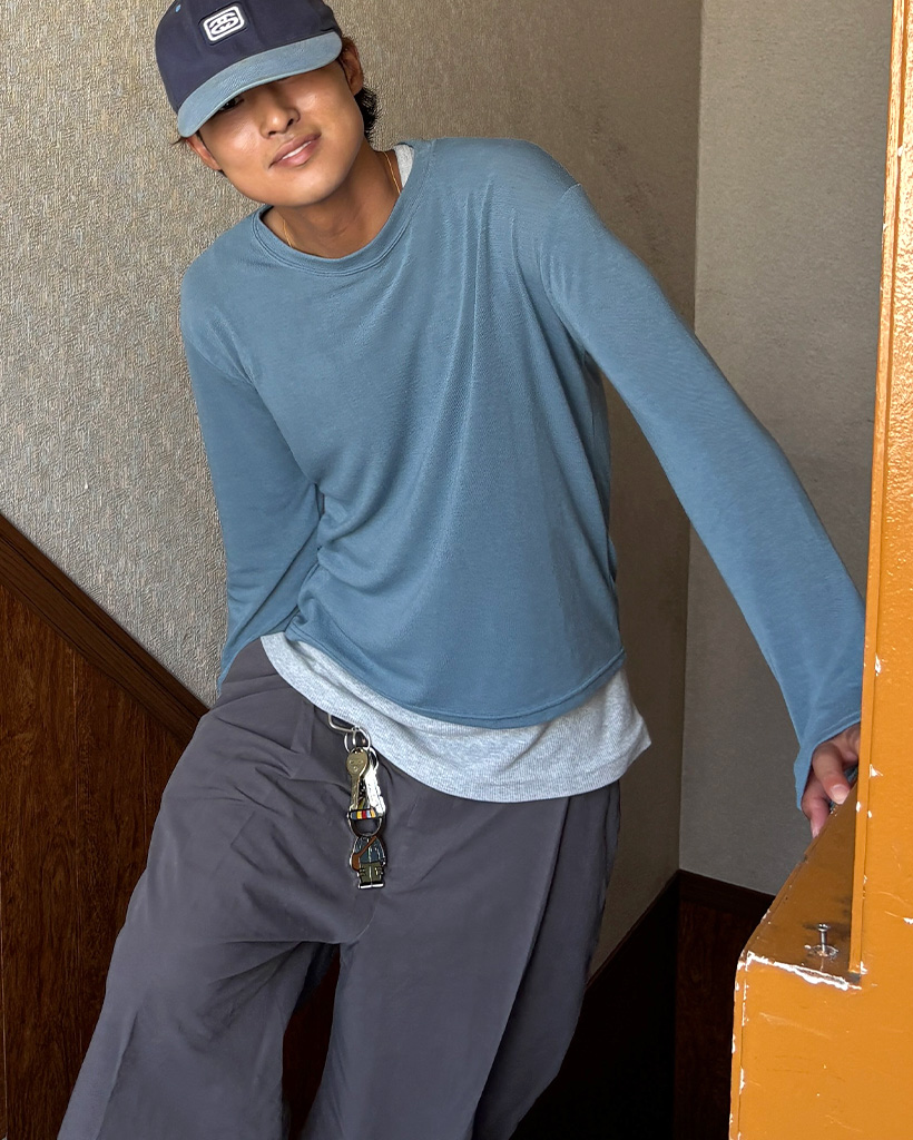 ユニセックス ベーシック長袖Tシャツ | ファッション通販サイト NUGU