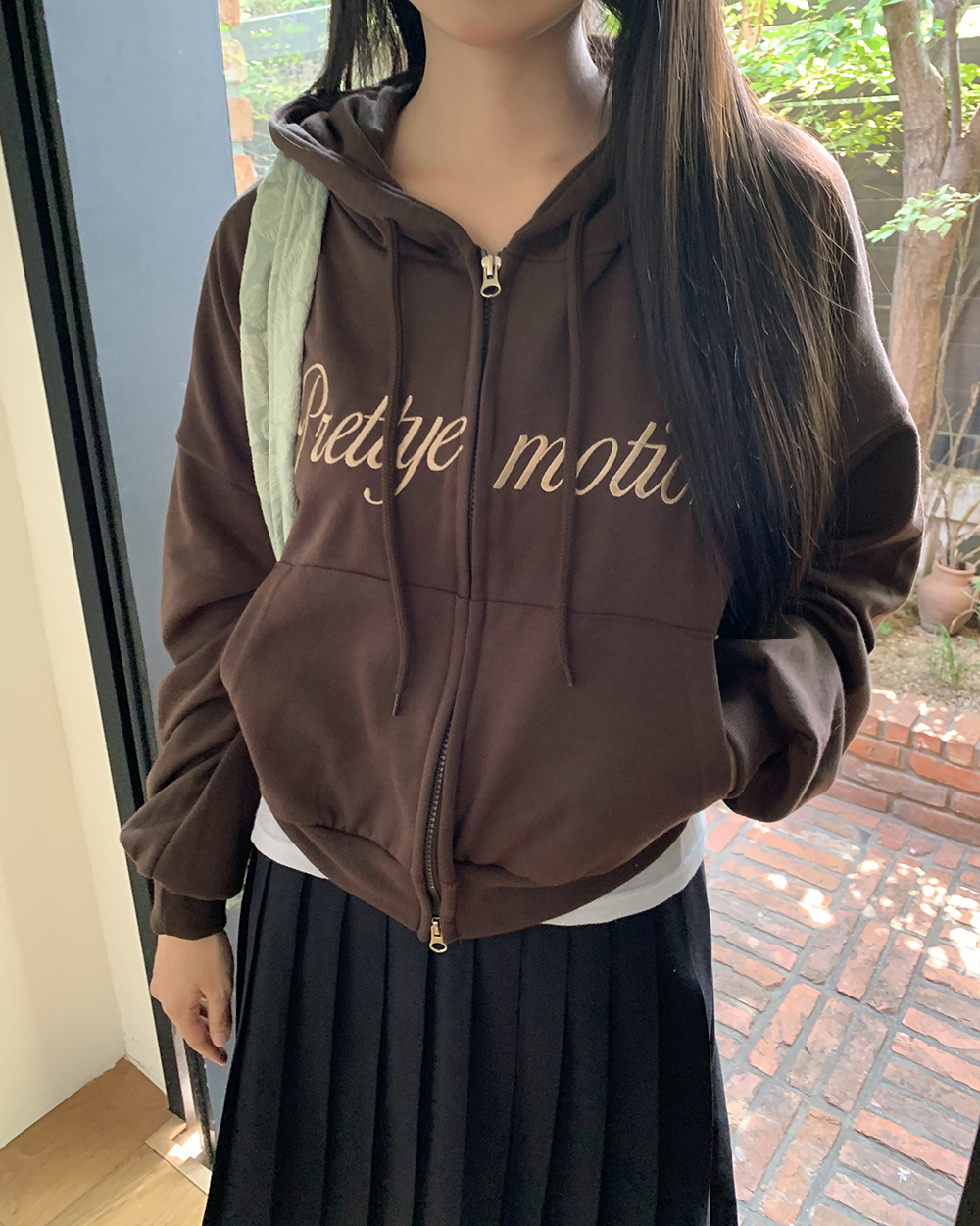 レタリングポケットパーカー