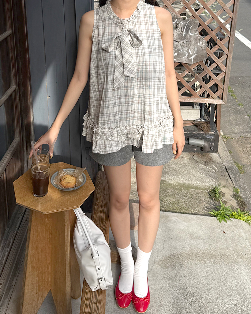 チェックリボンネックポイントノースリーブブラウス