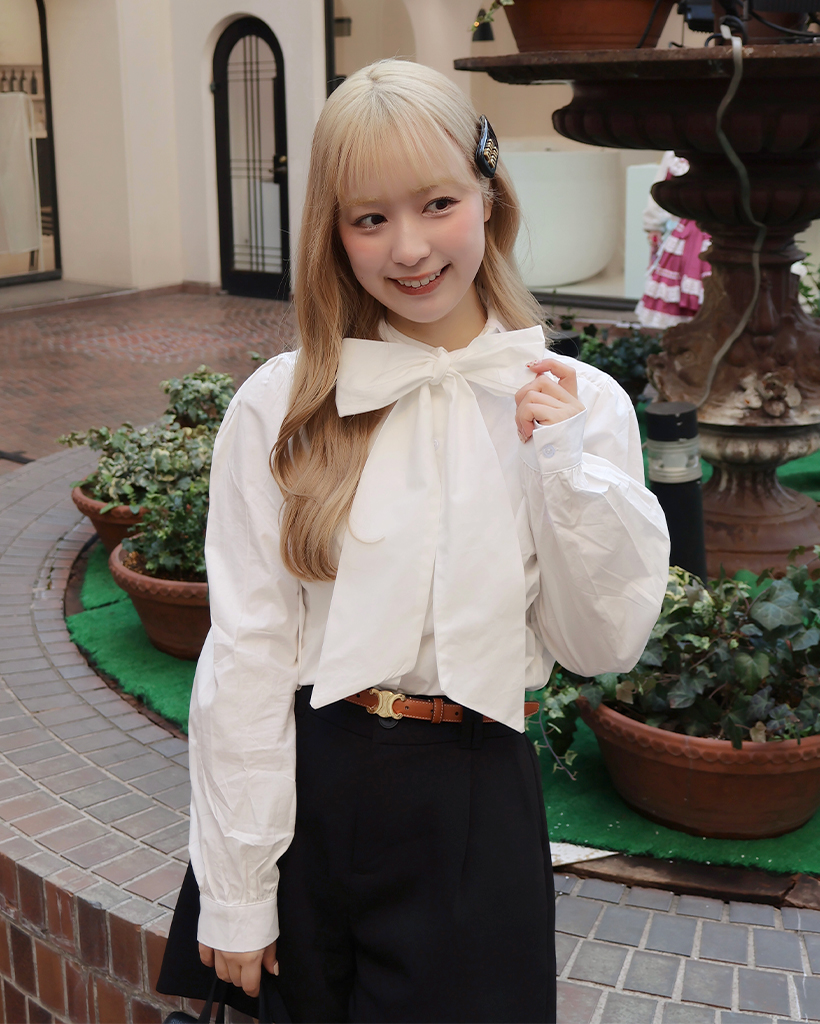 チェック柄ハイネックリボンタイシャツ