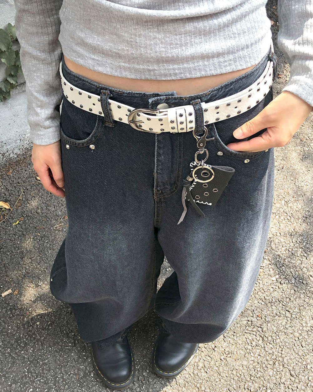 スタッズレザーベルト