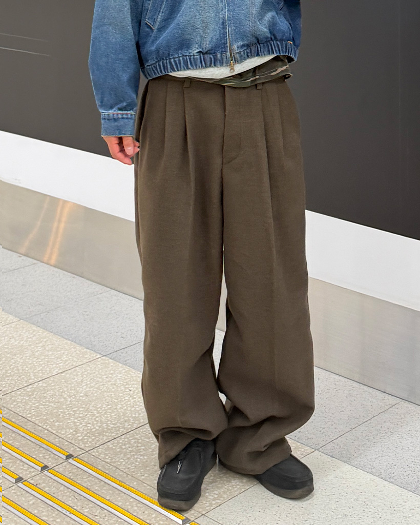 ワイドバックゴムスラックス