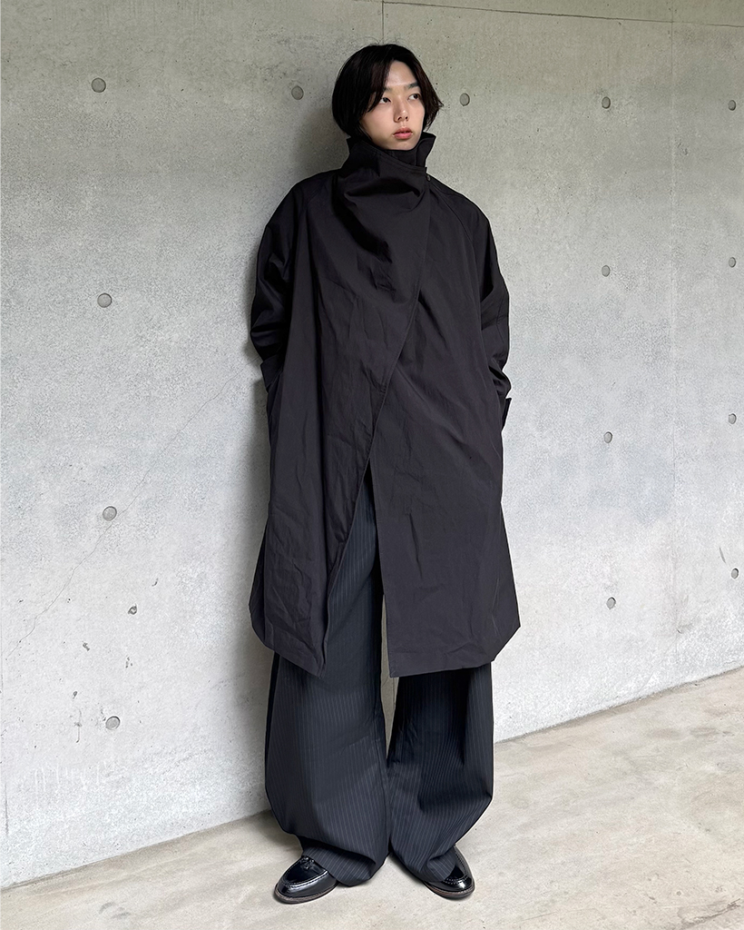 (ユニセックス) スリムストリングポイントシンプルロングコート