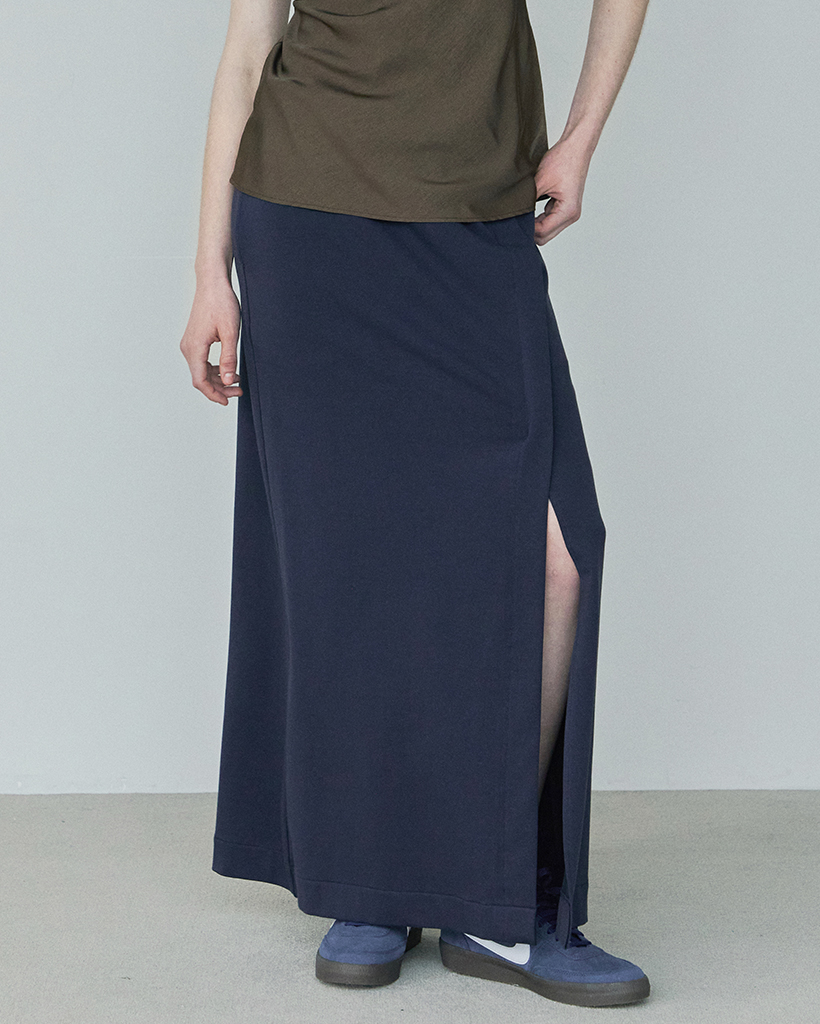 FRONT SLIT COTTON SKIRT / NAVY | ファッション通販サイト NUGU