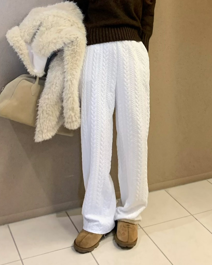 ウエストゴムケーブルニットパンツ